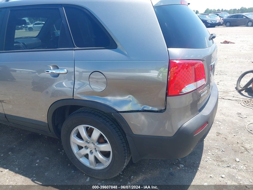 2011 Kia Sorento Lx VIN: 5XYKT3A12BG072033 Lot: 39607848