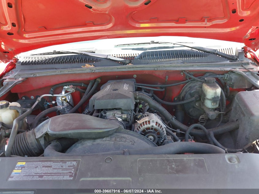 2000 Chevrolet Silverado 1500 Ls VIN: 1GCEC14T5YZ133898 Lot: 39607916