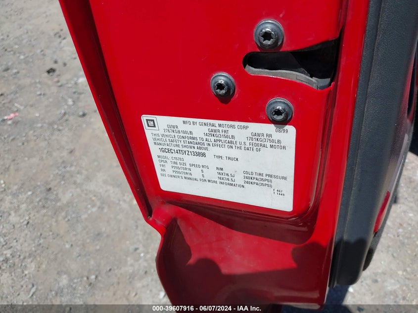 2000 Chevrolet Silverado 1500 Ls VIN: 1GCEC14T5YZ133898 Lot: 39607916