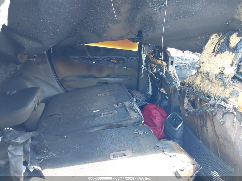 2017 Kia Sorento 3.3L Lx VIN: 5XYPGDA54HG209663 Lot: 39608008