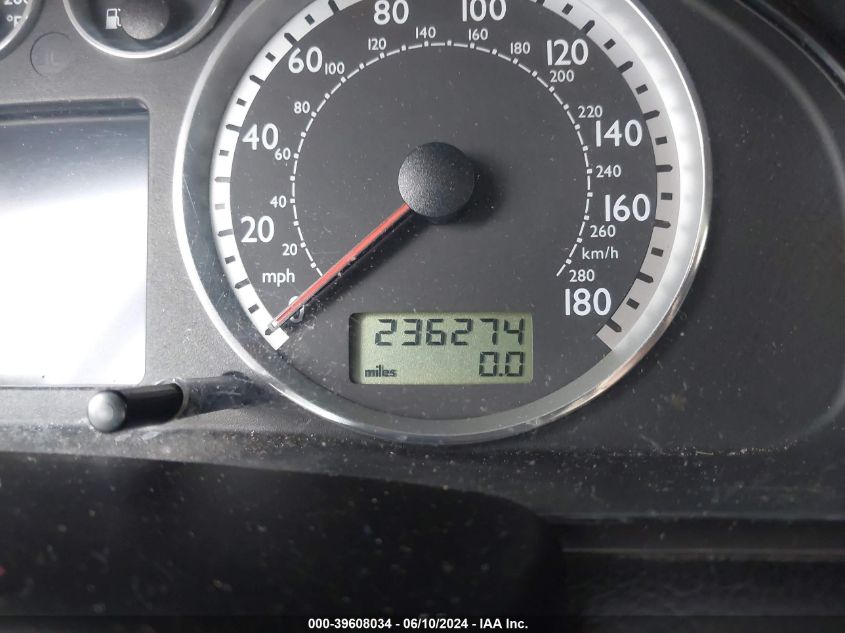 2003 Volkswagen Passat W8 VIN: WVWUK63B43P279704 Lot: 39608034