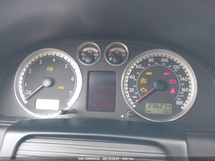 2003 Volkswagen Passat W8 VIN: WVWUK63B43P279704 Lot: 39608034