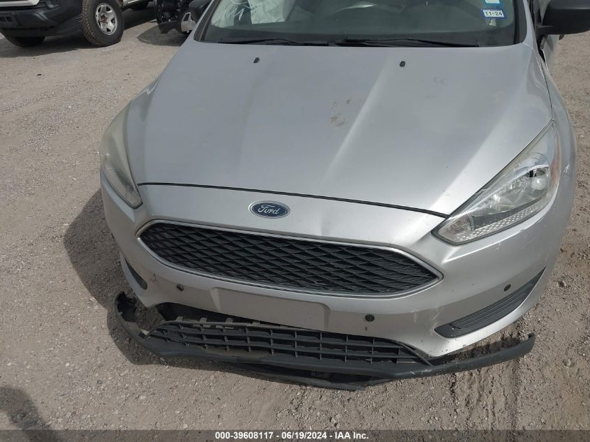 2017 Ford Focus S VIN: 1FADP3E27HL211799 Lot: 39608117