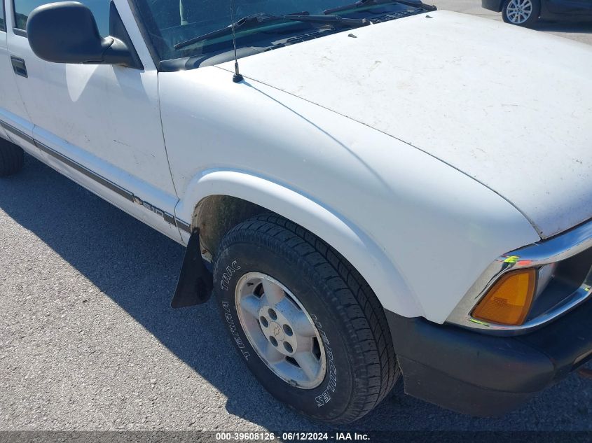 1996 Chevrolet S Truck S10 VIN: 1GCDT19W1T8136245 Lot: 39608126