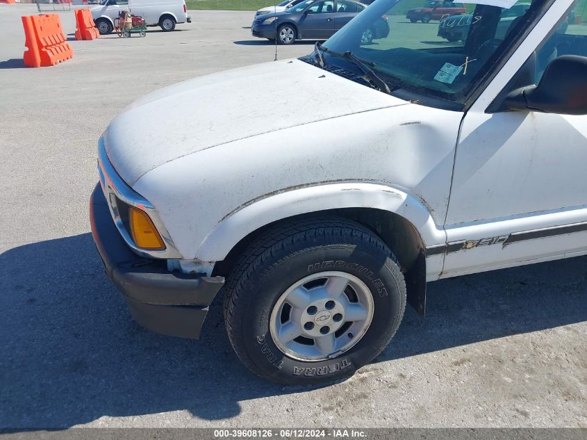 1996 Chevrolet S Truck S10 VIN: 1GCDT19W1T8136245 Lot: 39608126