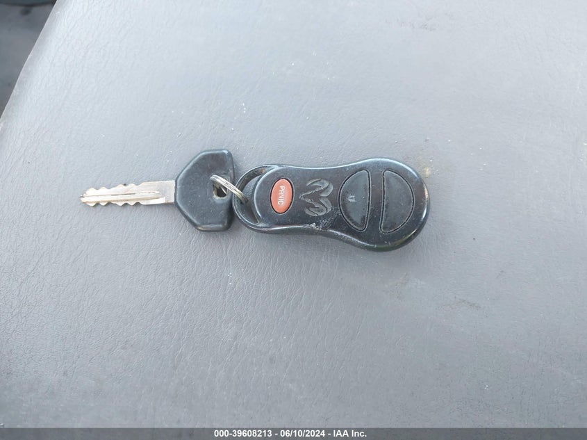 2001 Dodge Ram 1500 St VIN: 1B7HF16Z01S117807 Lot: 39608213