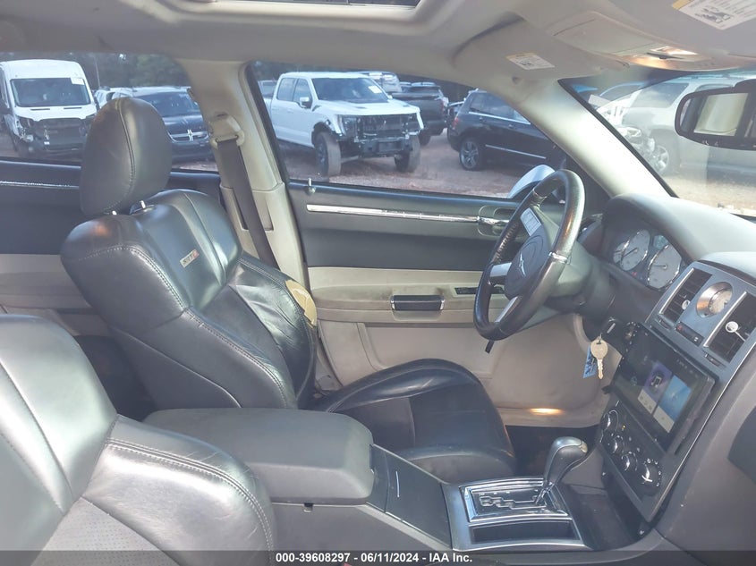 2006 Chrysler 300C Srt8 VIN: 2C3KA73W36H103615 Lot: 39608297