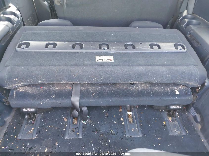 2002 Chrysler Town & Country Lx VIN: 2C4GP44372R755449 Lot: 39608373