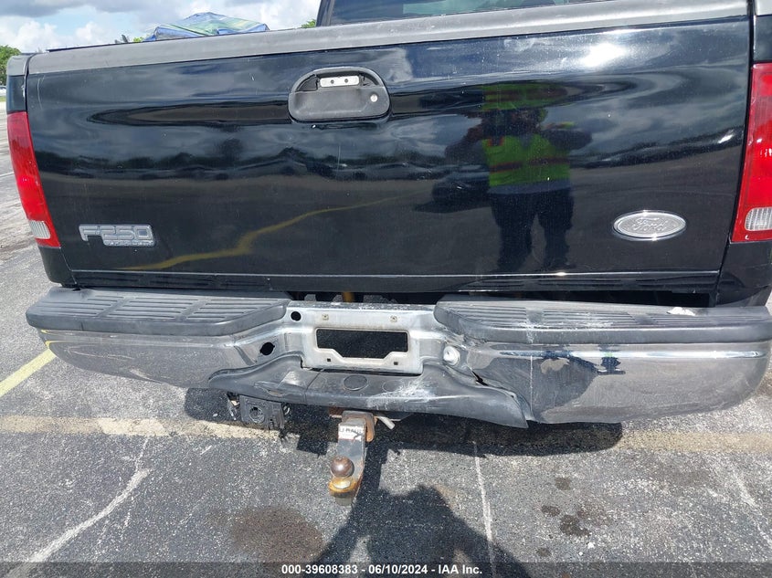 2000 Ford F-250 Lariat/Xl/Xlt VIN: 1FTNW20F6YEC75276 Lot: 39608383