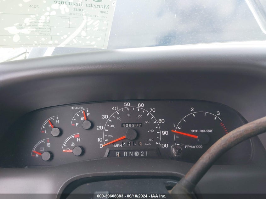 2000 Ford F-250 Lariat/Xl/Xlt VIN: 1FTNW20F6YEC75276 Lot: 39608383