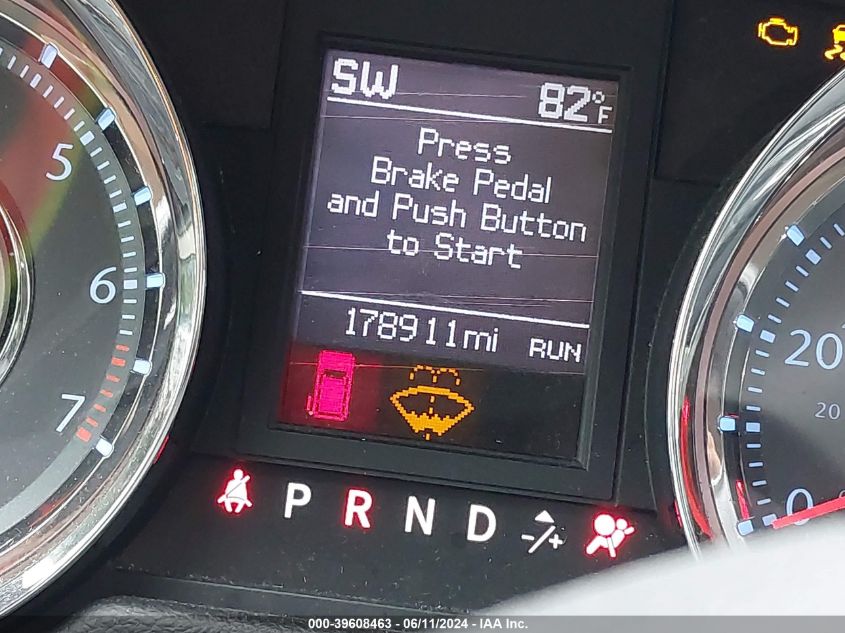 2011 Chrysler Town & Country Touring-L VIN: 2A4RR8DG7BR617711 Lot: 39608463