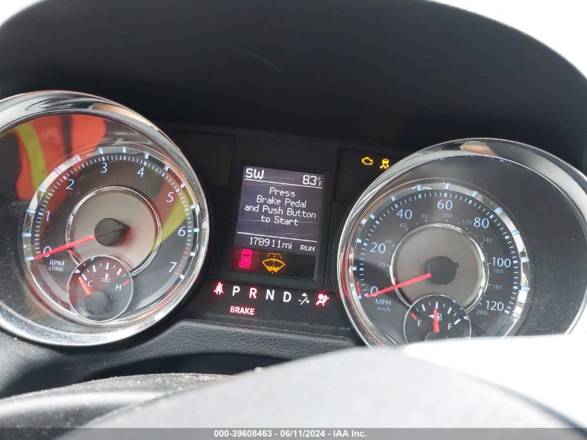 2011 Chrysler Town & Country Touring-L VIN: 2A4RR8DG7BR617711 Lot: 39608463