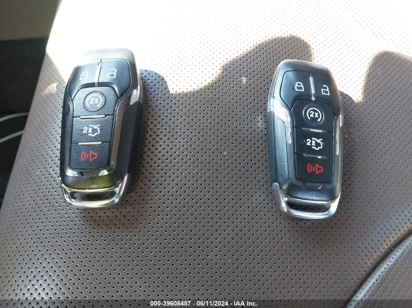 2016 Lincoln Mkx Reserve VIN: 2LMPJ6LR5GBL71432 Lot: 39608487