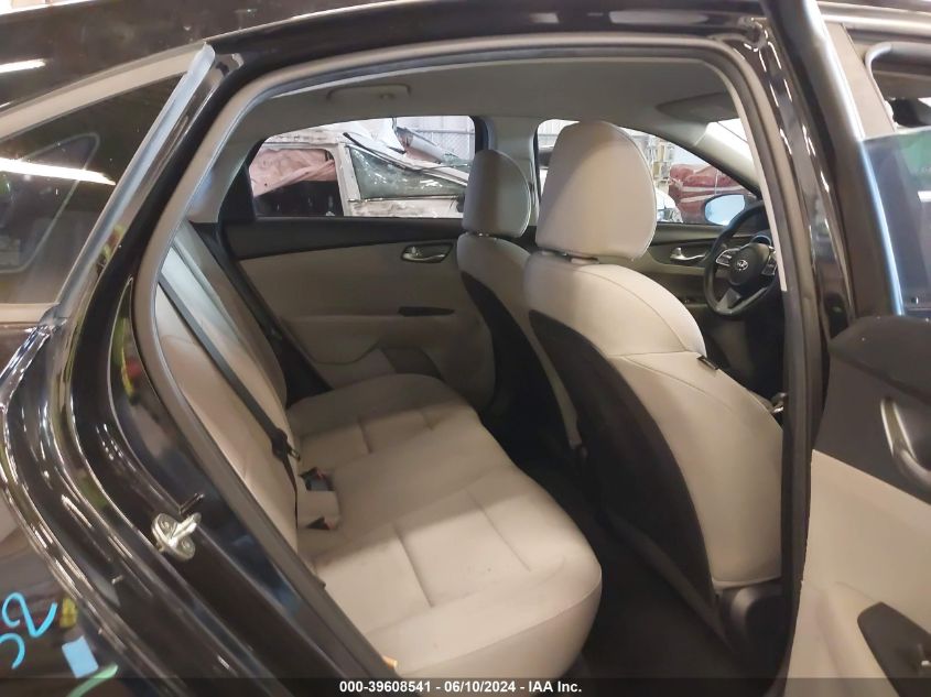 2019 Kia Forte Lxs VIN: 3KPF24AD3KE108765 Lot: 39608541