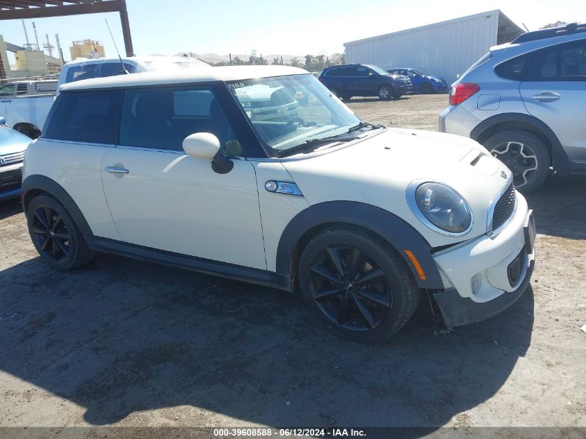 2011 Mini Cooper S VIN: WMWSV3C58BTY24698 Lot: 39608588