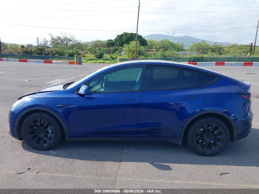 2020 Tesla Model Y Long Range Dual Motor All-Wheel Drive VIN: 5YJYGDEE7LF012677 Lot: 39608666