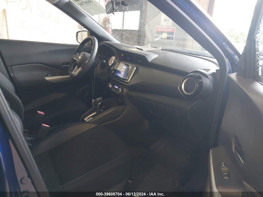 VIN 3N1CP5CU3JL525498 2018 NISSAN KICKS S/SR/SV