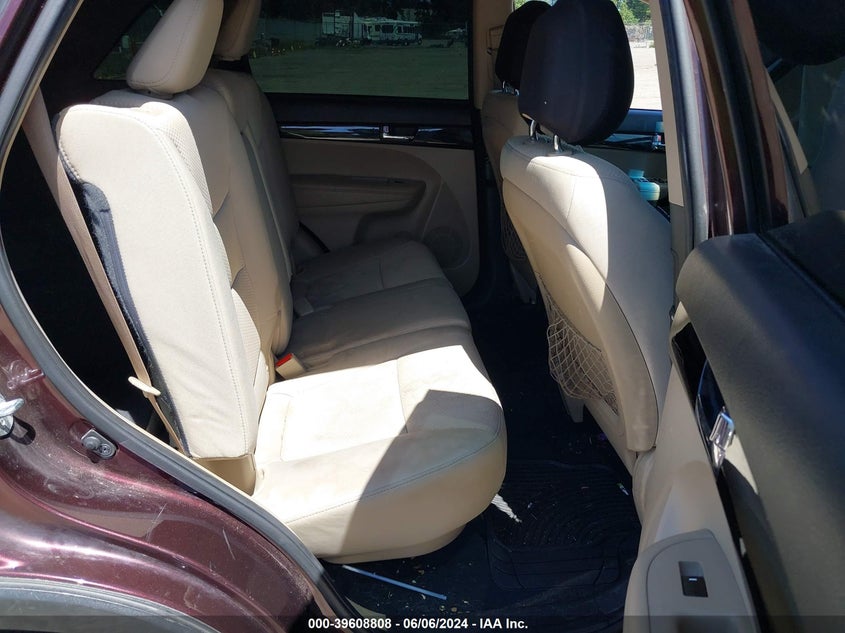 2011 Kia Sorento Lx V6 VIN: 5XYKT4A26BG092879 Lot: 39608808
