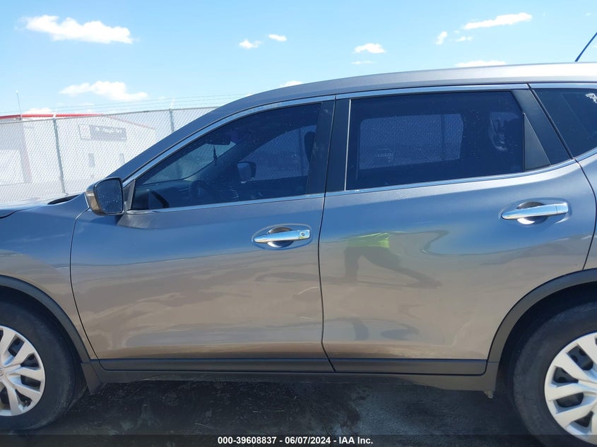 2015 Nissan Rogue S VIN: KNMAT2MV5FP570394 Lot: 39608837