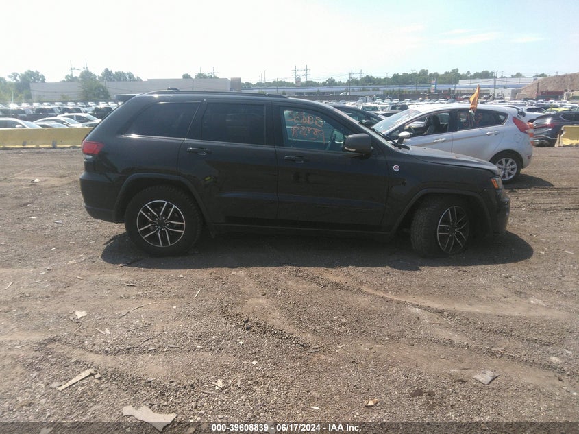 2019 Jeep Grand Cherokee Trailhawk 4X4 VIN: 1C4RJFLG5KC841832 Lot: 39608839