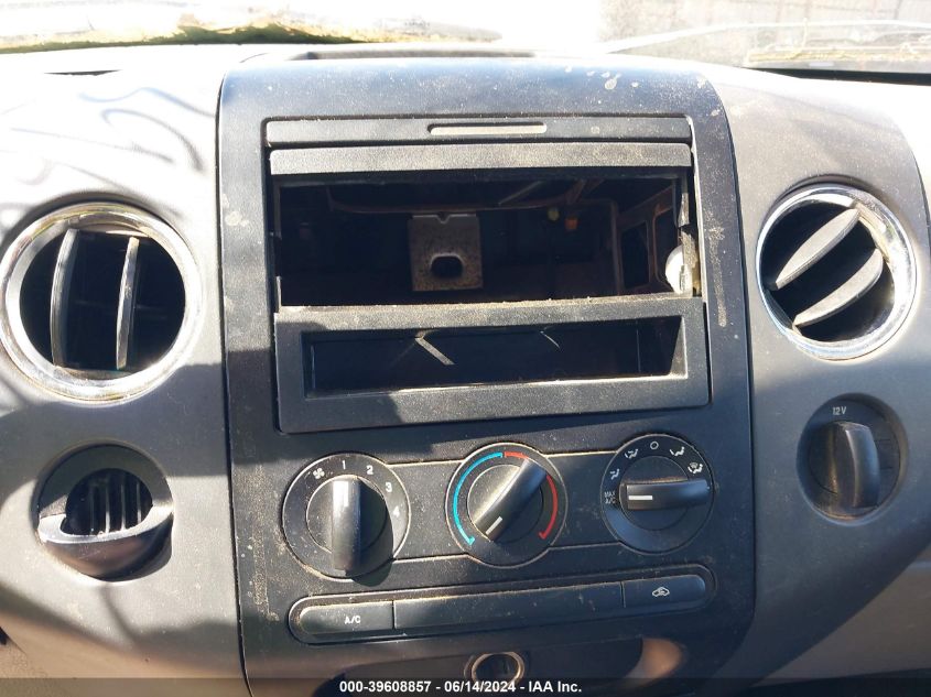 2005 Ford F-150 Lariat/Xl/Xlt VIN: 1FTPX12585NB58945 Lot: 39608857