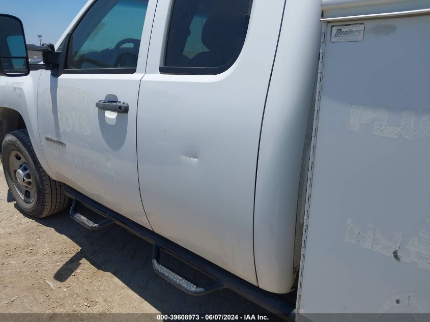2011 Chevrolet Silverado 2500Hd Work Truck VIN: 1GB2CVCG7BZ402395 Lot: 39608973