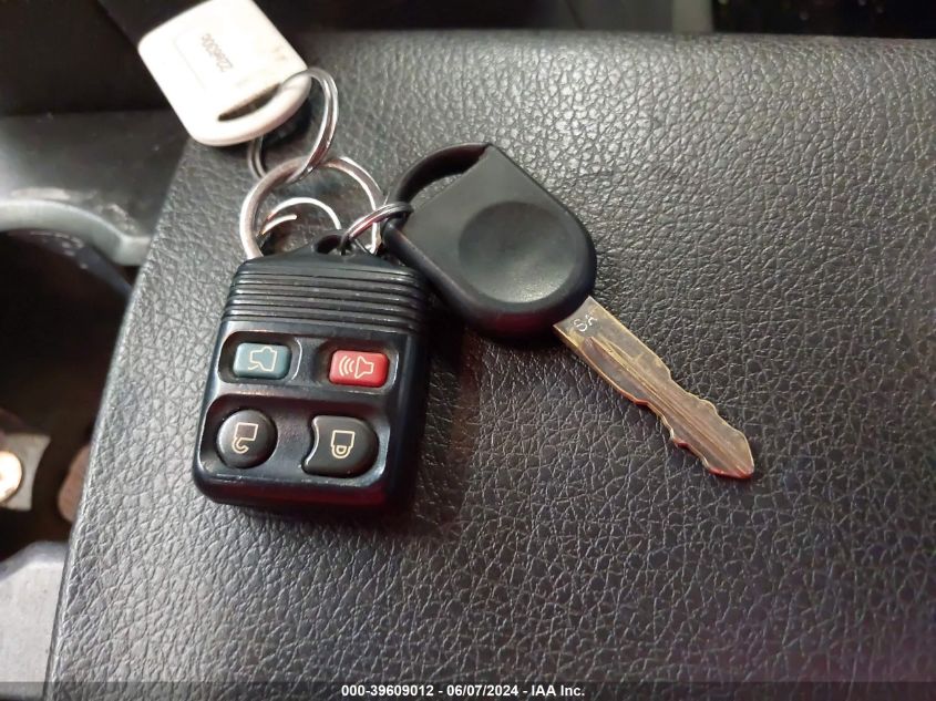 2008 Ford Mustang V6 Deluxe VIN: 1ZVHT80N285158775 Lot: 39609012