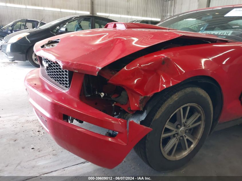 2008 Ford Mustang V6 Deluxe VIN: 1ZVHT80N285158775 Lot: 39609012