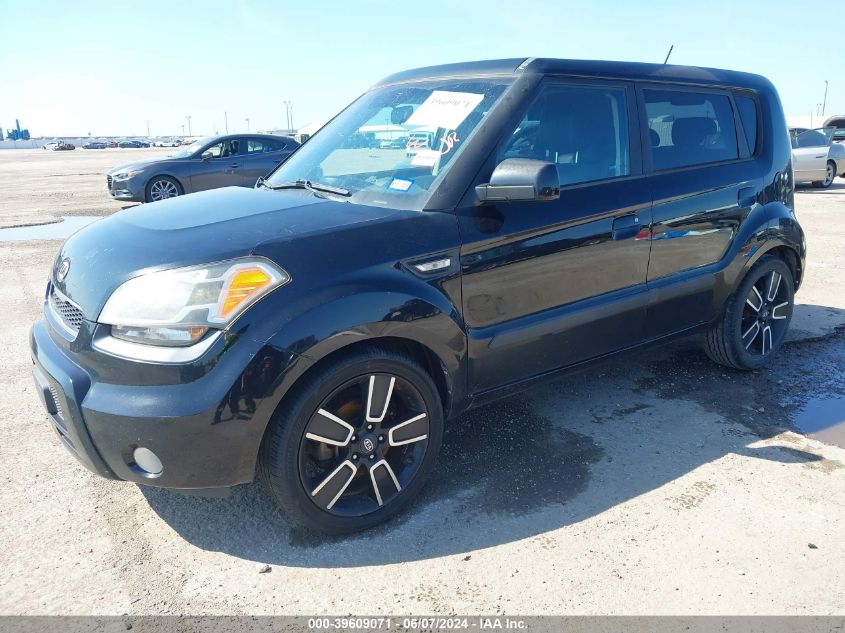 2010 Kia Soul + VIN: KNDJT2A23A7127423 Lot: 39609071