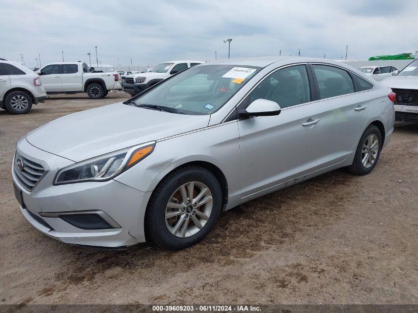 2017 HYUNDAI SONATA SE - 5NPE24AFXHH461361