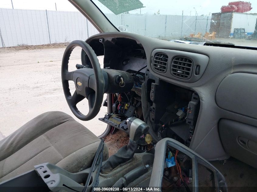 2005 Chevrolet Trailblazer Lt VIN: 1GNDT13S052214839 Lot: 39609238