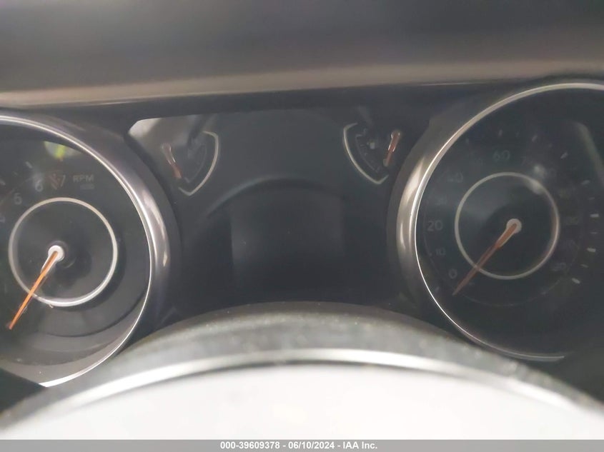 2018 JEEP WRANGLER UNLIMITED SPORT 4X4 - 1C4HJXDG1JW182175