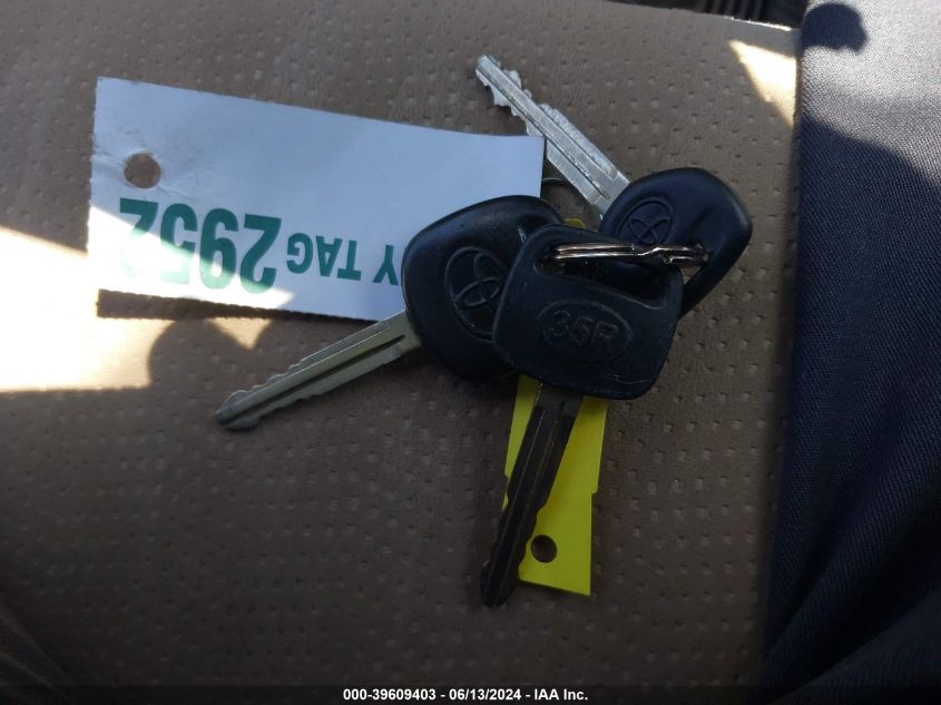 2013 Toyota Highlander Base V6 VIN: 5TDBK3EH1DS242883 Lot: 39609403