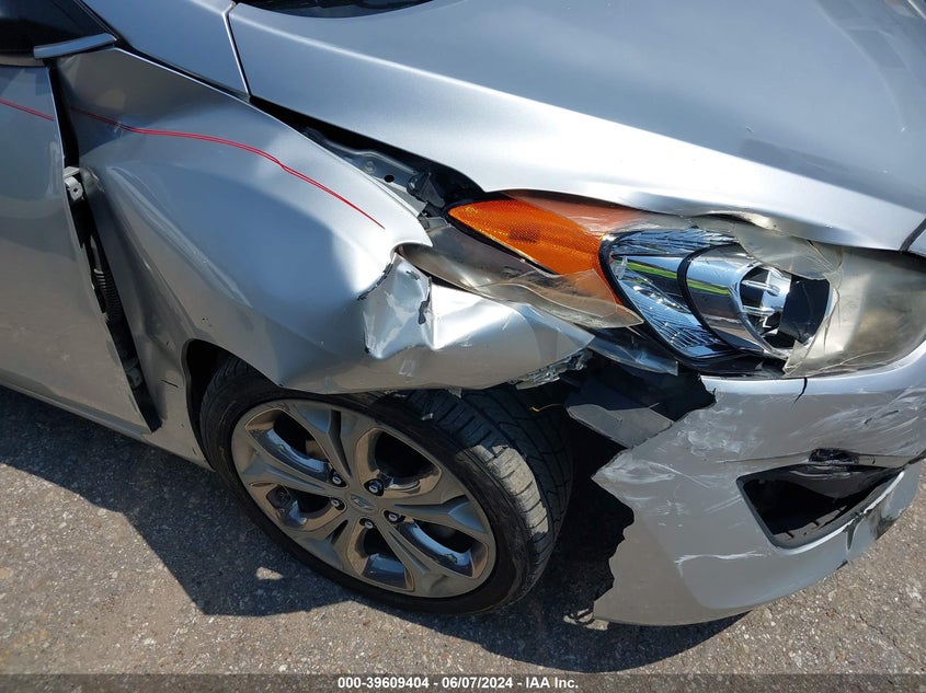 2014 Hyundai Elantra Gt VIN: KMHD35LH7EU186686 Lot: 39609404