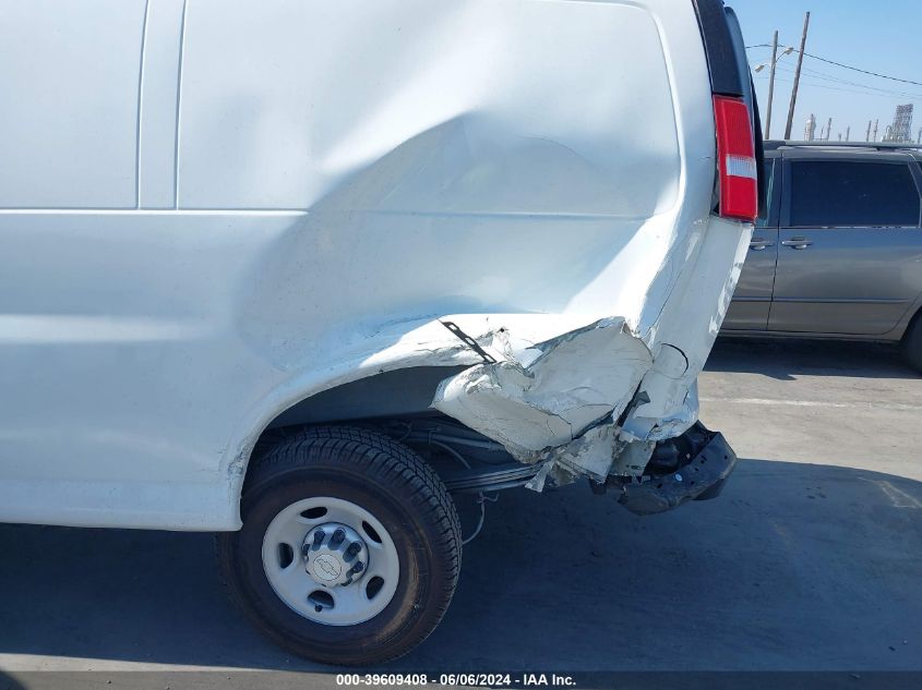 2017 Chevrolet Express 2500 Work Van VIN: 1GCWGAFF6H1307721 Lot: 39609408