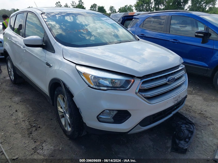 2017 Ford Escape Se VIN: 1FMCU0GD9HUB27629 Lot: 39609689
