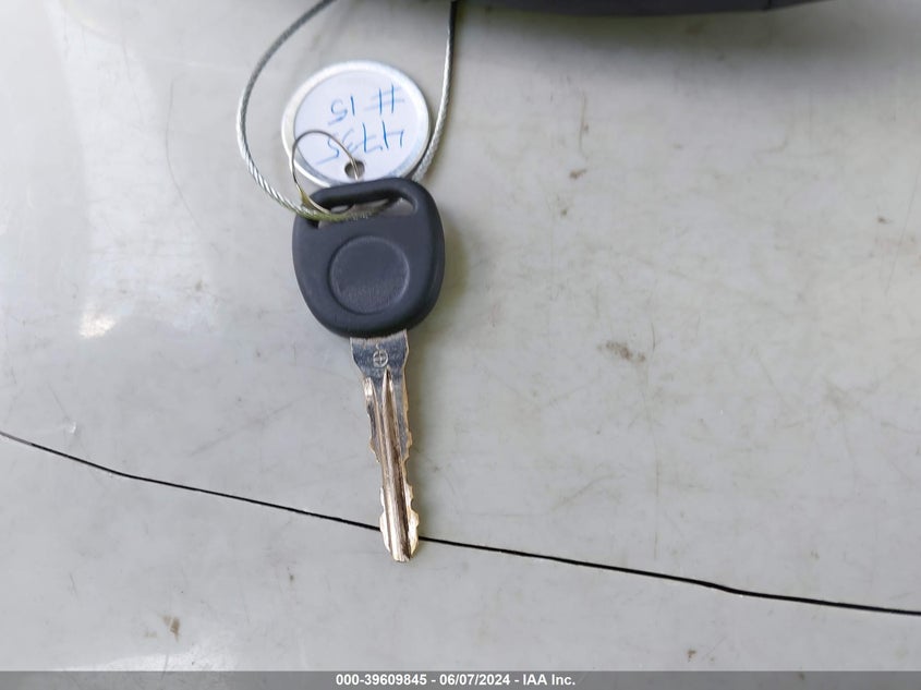 2007 Chevrolet Tahoe Ls VIN: 1GNFC13J07R114735 Lot: 39609845