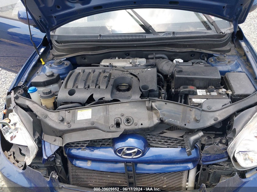 2010 Hyundai Accent Gs VIN: KMHCM3AC8AU157583 Lot: 39609852