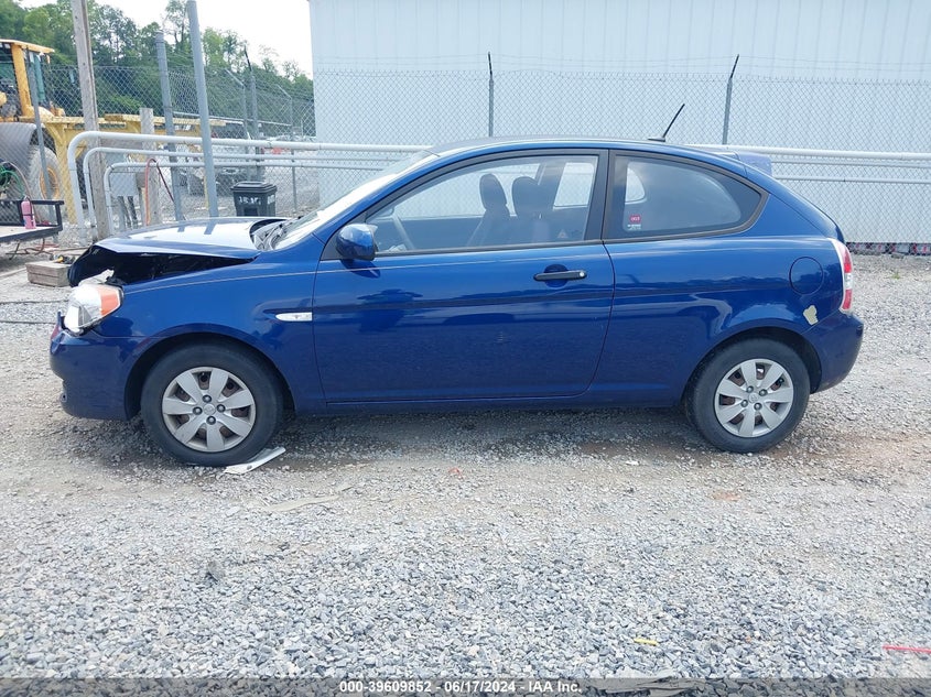 2010 Hyundai Accent Gs VIN: KMHCM3AC8AU157583 Lot: 39609852
