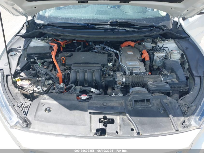 2018 Honda Clarity Plug-In Hybrid Touring VIN: JHMZC5F3XJC020333 Lot: 39609855