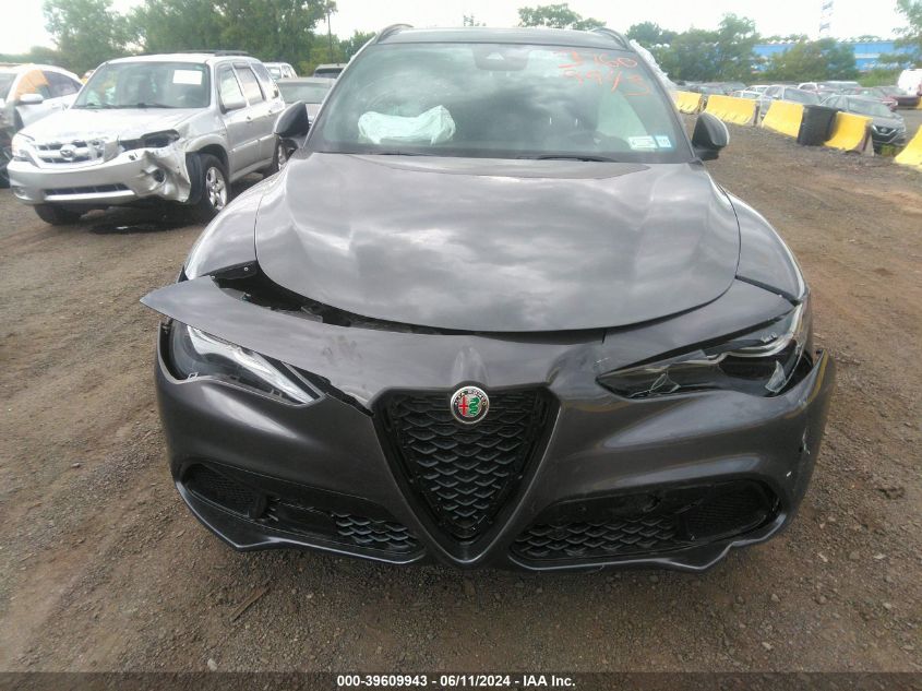 2024 Alfa Romeo Stelvio Ti Awd VIN: ZASPAKBN4R7D78267 Lot: 39609943