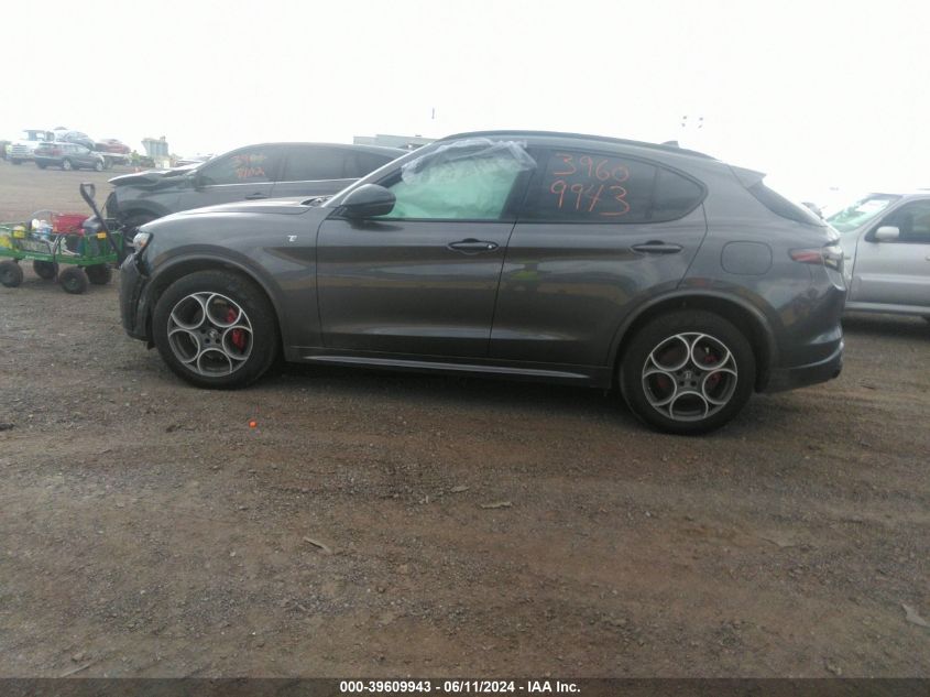 2024 Alfa Romeo Stelvio Ti Awd VIN: ZASPAKBN4R7D78267 Lot: 39609943