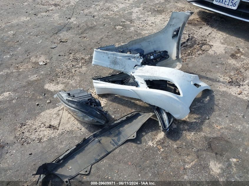 2011 Mercedes-Benz C 300 Luxury 4Matic/Sport 4Matic VIN: WDDGF8BB7BF648807 Lot: 39609971