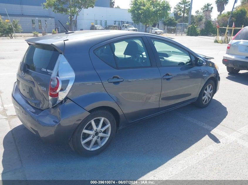 2012 Toyota Prius C Four VIN: JTDKDTB32C1031335 Lot: 39610074
