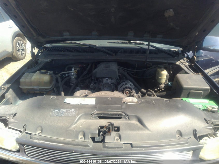 2000 Chevrolet Silverado 1500 Ls VIN: 1GCEC19T2YZ125993 Lot: 39610109