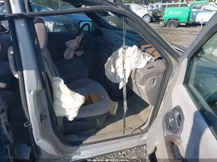 1GMDU23E61D321586 2001 PONTIAC MONTANA photo no. 5