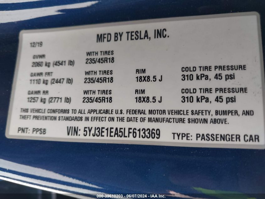 2020 Tesla Model 3 Standard Range Plus Rear-Wheel Drive/Standard Range Rear-Wheel Drive VIN: 5YJ3E1EA5LF613369 Lot: 39610203