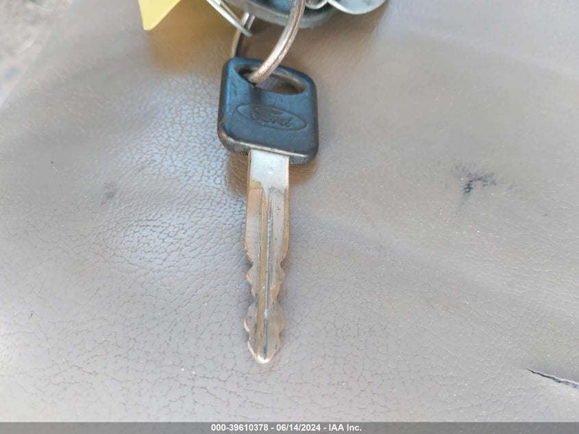 2005 Ford F-250 Lariat/Xl/Xlt VIN: 1FTSX21P45EC48984 Lot: 39610378