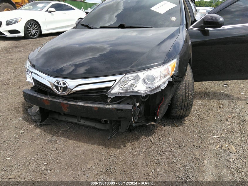 2014 Toyota Camry Hybrid Le VIN: 4T1BD1FK6EU109361 Lot: 39610389