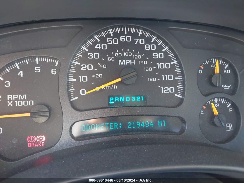 2004 GMC Sierra 1500 VIN: 2GTEC19V141240685 Lot: 39610446